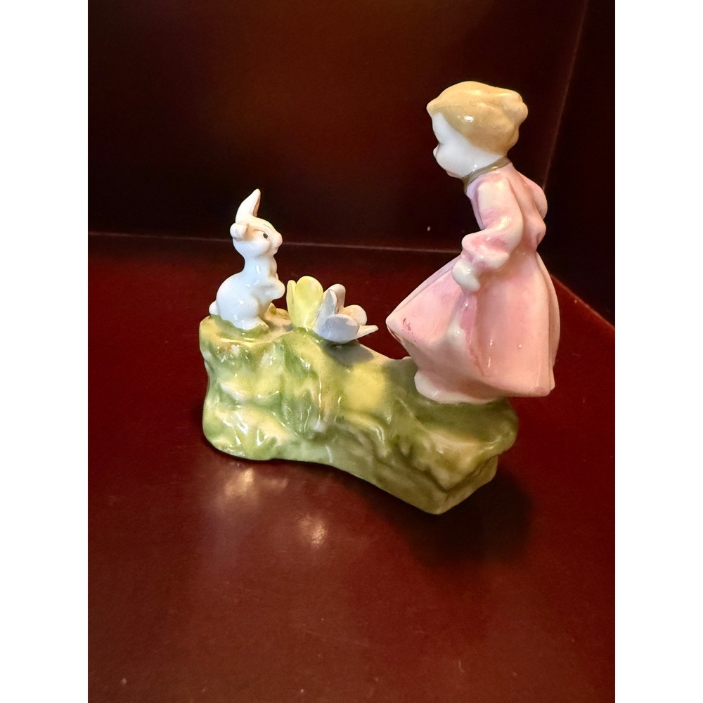 Vintage Porcelain Girl with Rabbit Hand Painted Ceramic Cottagecore Granny Style - Picture 15 of 16